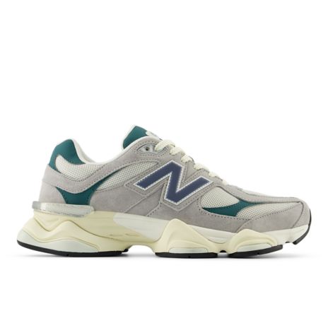 IU Selection New Balance