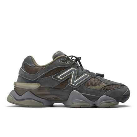 New Balance 9060 trainers in grey multi