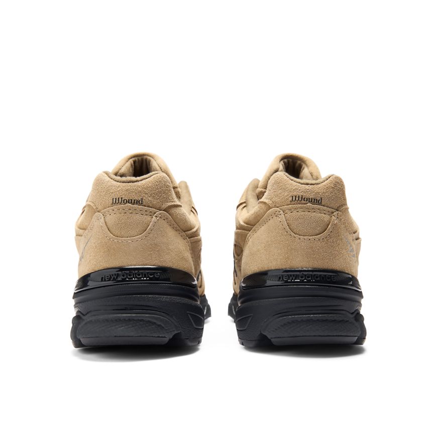 JJJJOUND X NEW BALANCE 990V3