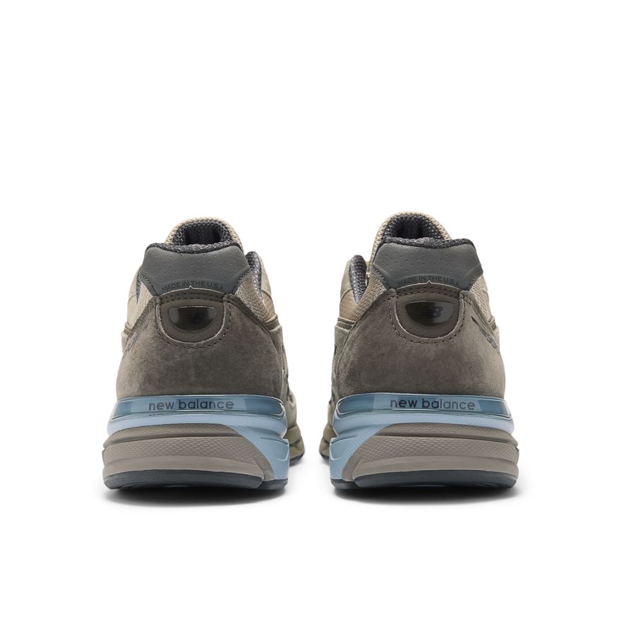 Auralee x New Balance Made in USA 990v4