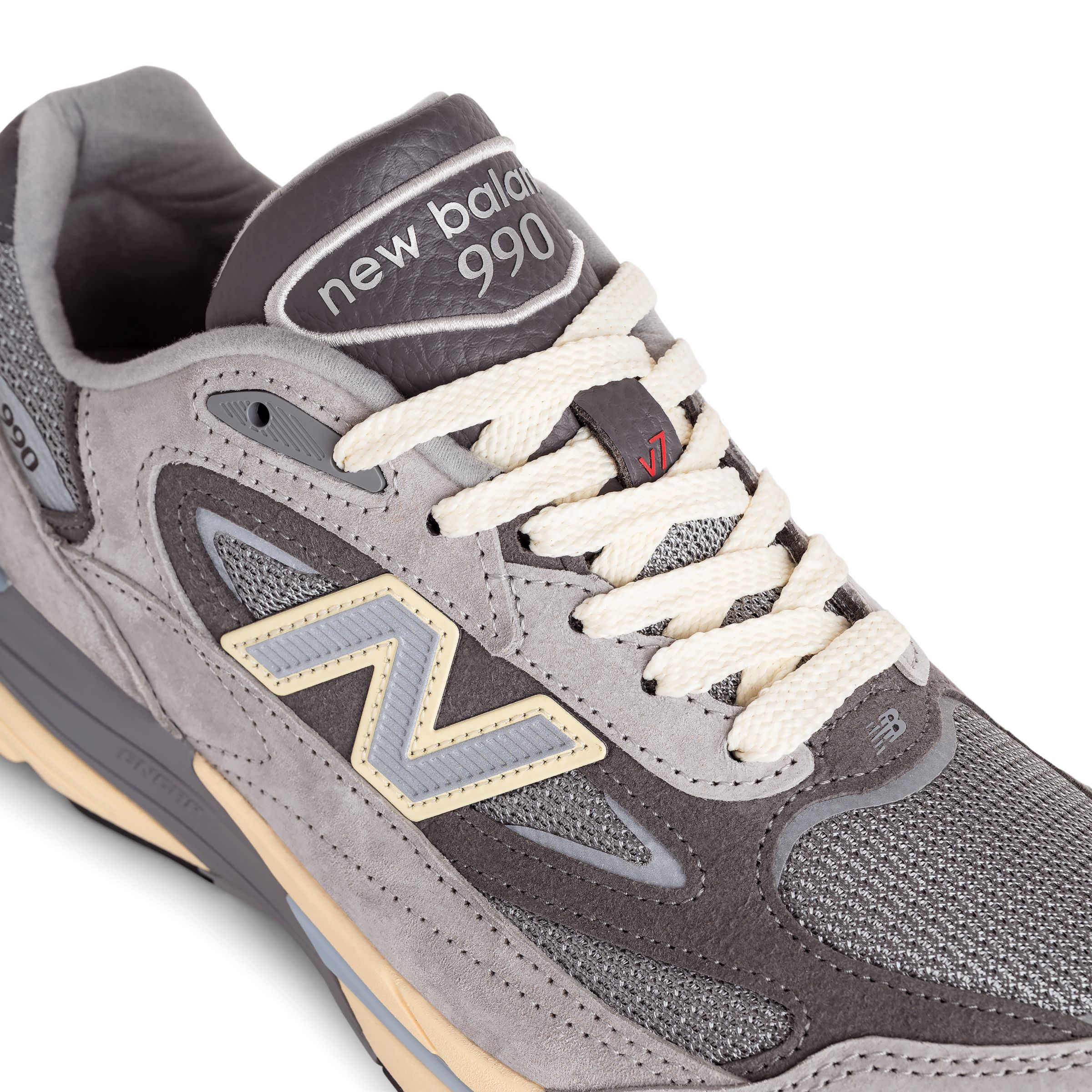 New Balance Made in USA 990v7, U990GR7