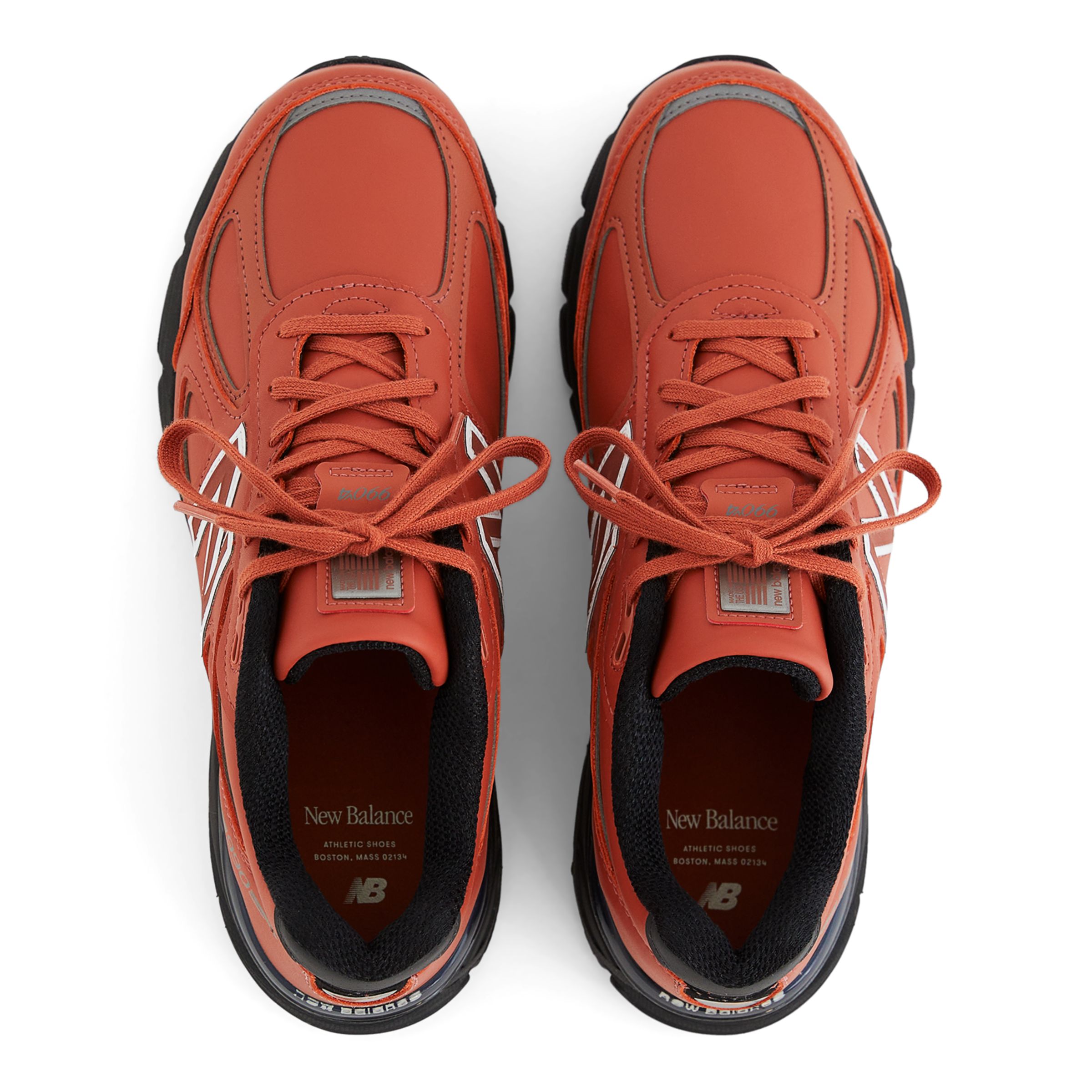 ニューバランスU.S.A.製 990v4 赤黒28・5センチ