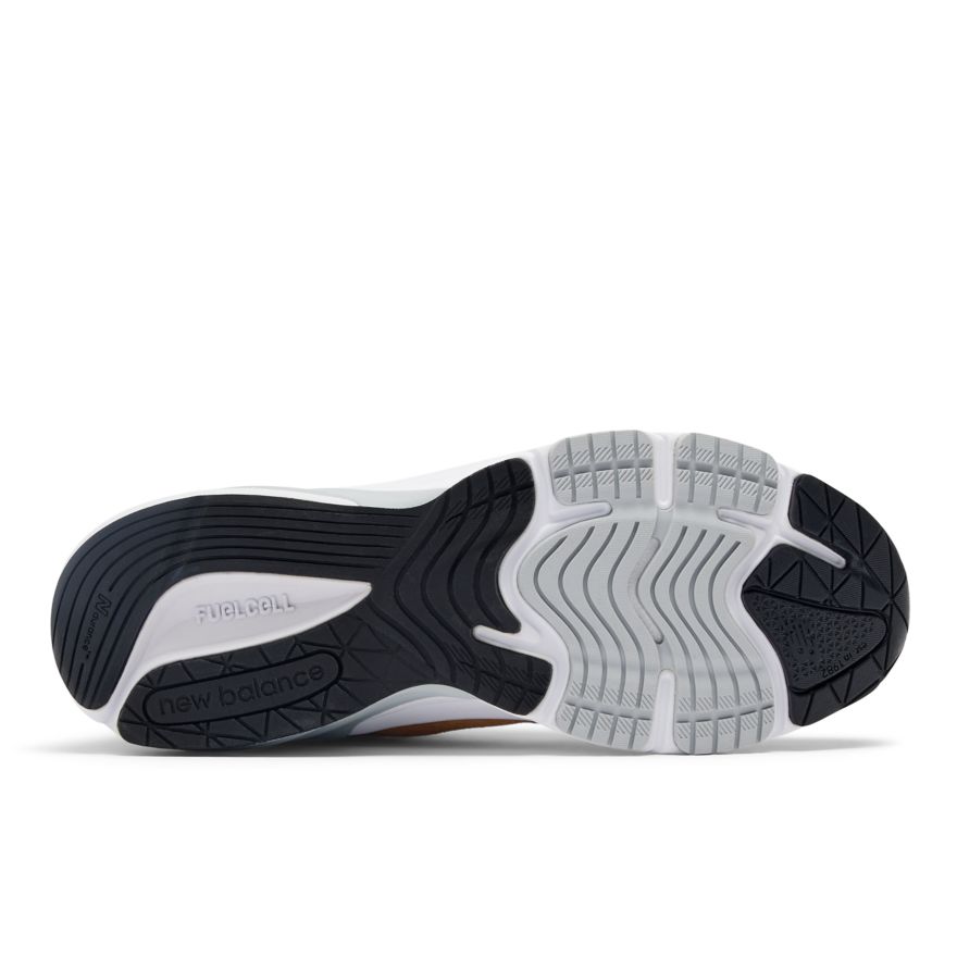 Unisex Made in USA 990v6 Shoes - New Balance
