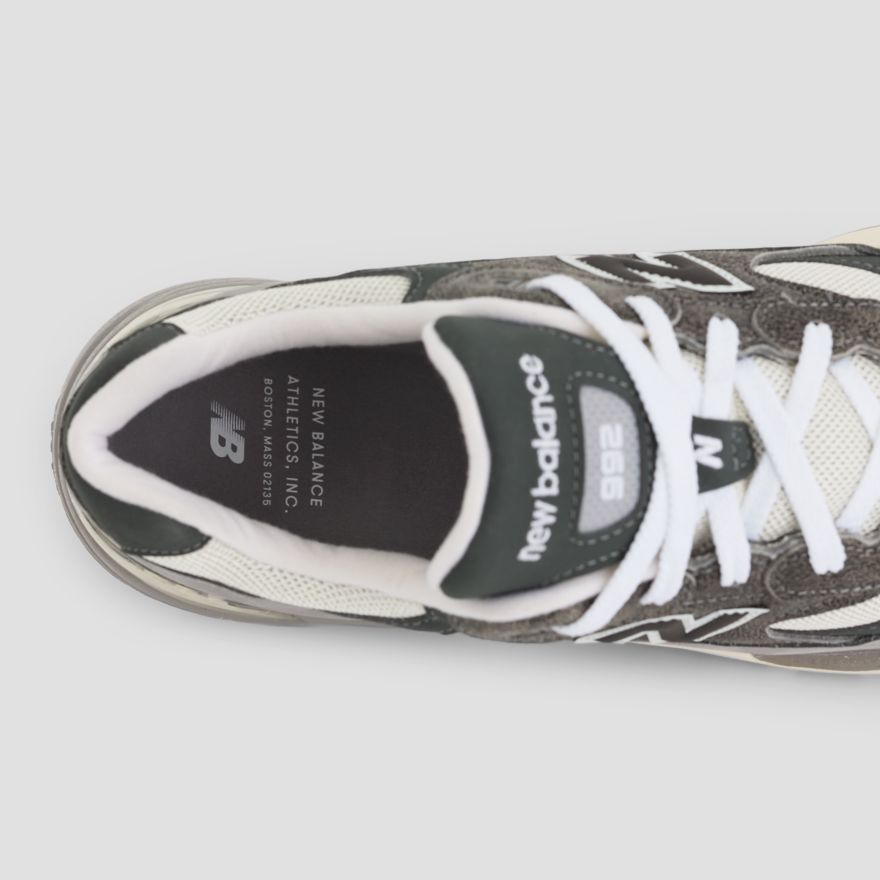 Made in USA 992