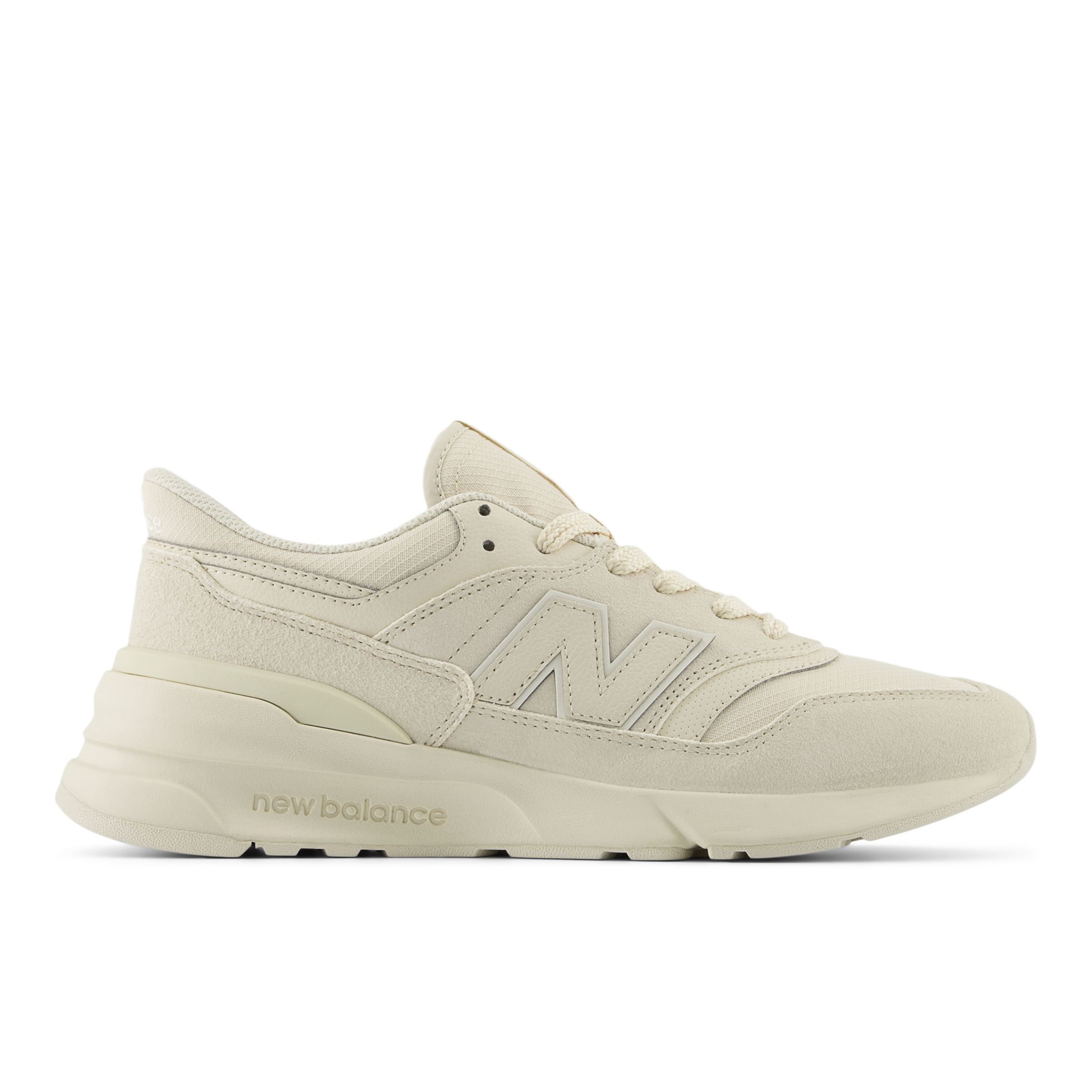 New Balance Unisex 997R in Beige/White Suede/Mesh, size 9.5