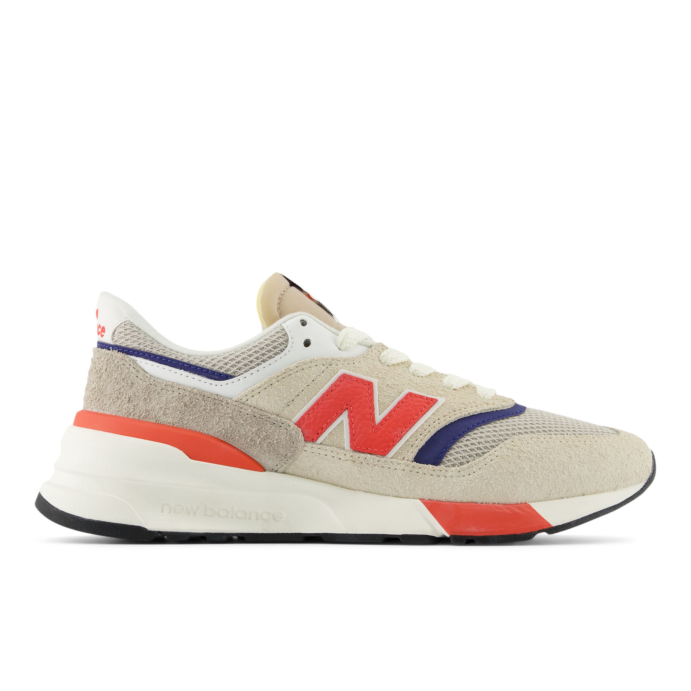 New Balance Unisex 997R in Beige/Rot