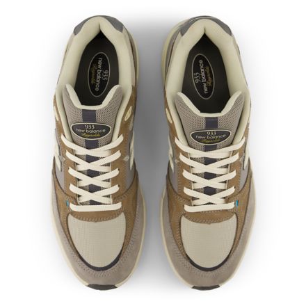 NB Numeric Andrew Reynolds 933