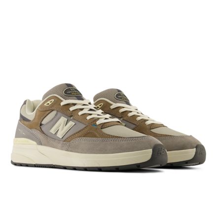 NB Numeric Andrew Reynolds 933