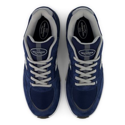 NB NUMERIC ANDREW REYNOLDS 933