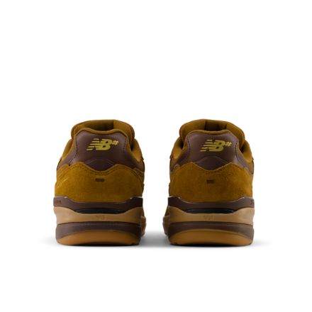NB Numeric Andrew Reynolds 933