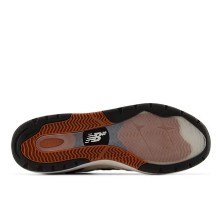 NB NUMERIC ANDREW REYNOLDS 933