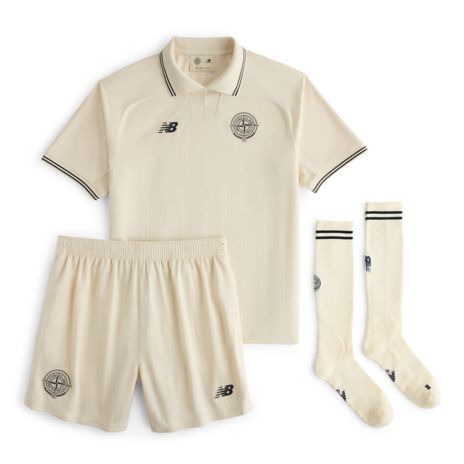 Stone Island x New Balance 26/27 Kit