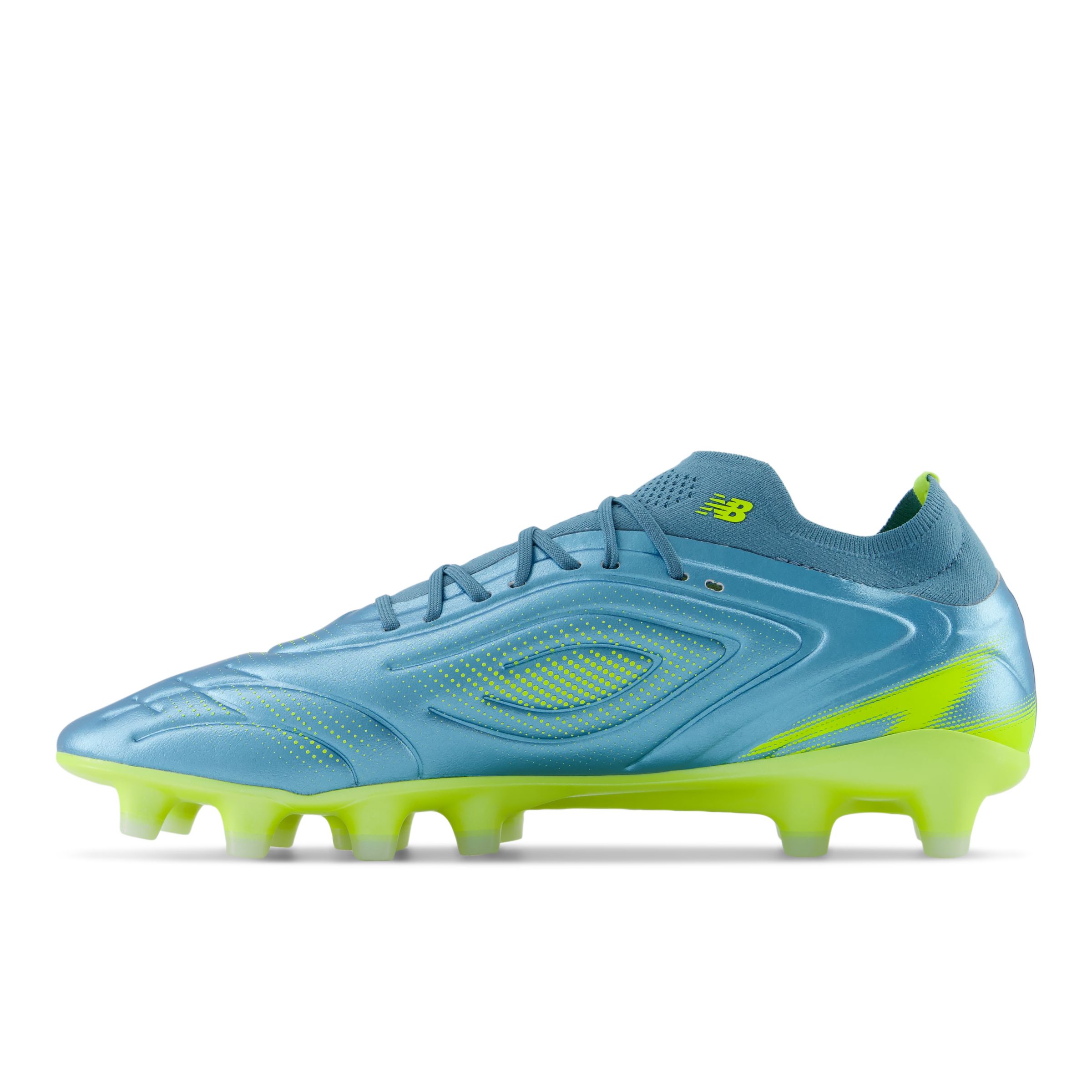 Tekela Pro Low Laced HG/AG V5