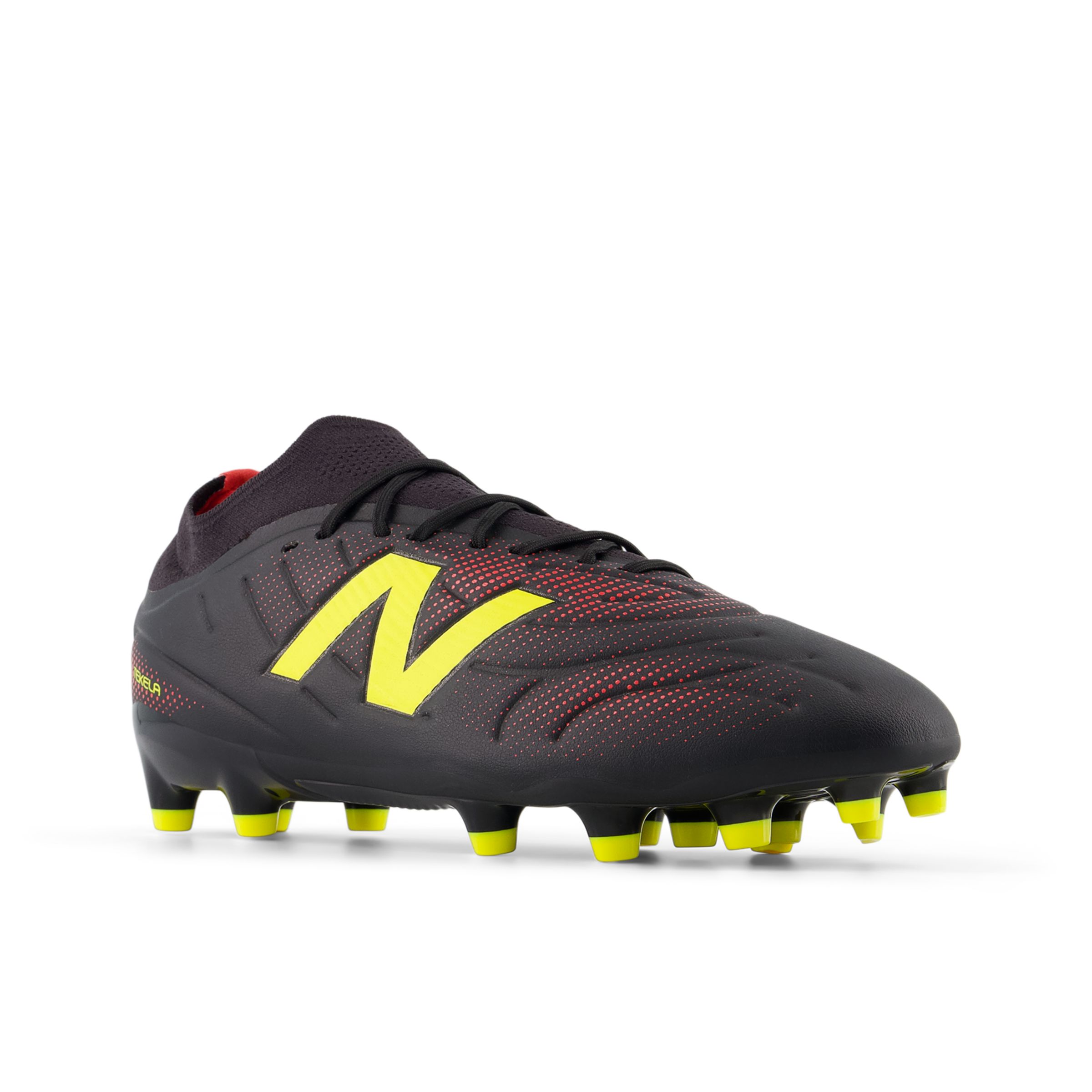 New Balance Tekela Women's Team Low FG V5, UT3MW69T