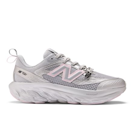 New balance lightweight trainers online