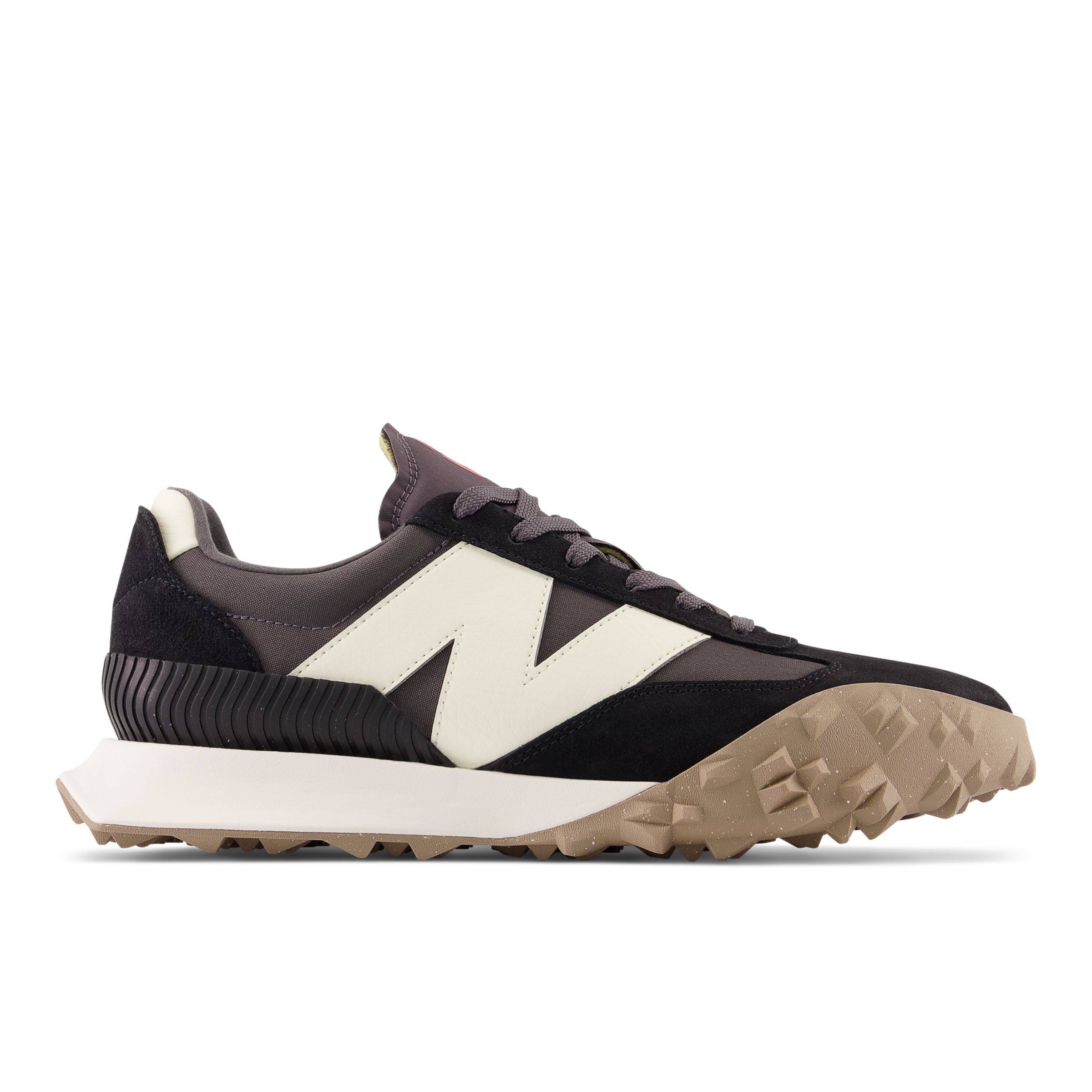 New Balance Men's XC-72 in Black/Noir/Beige/Red/rouge Suede/Mesh - UXC72QG