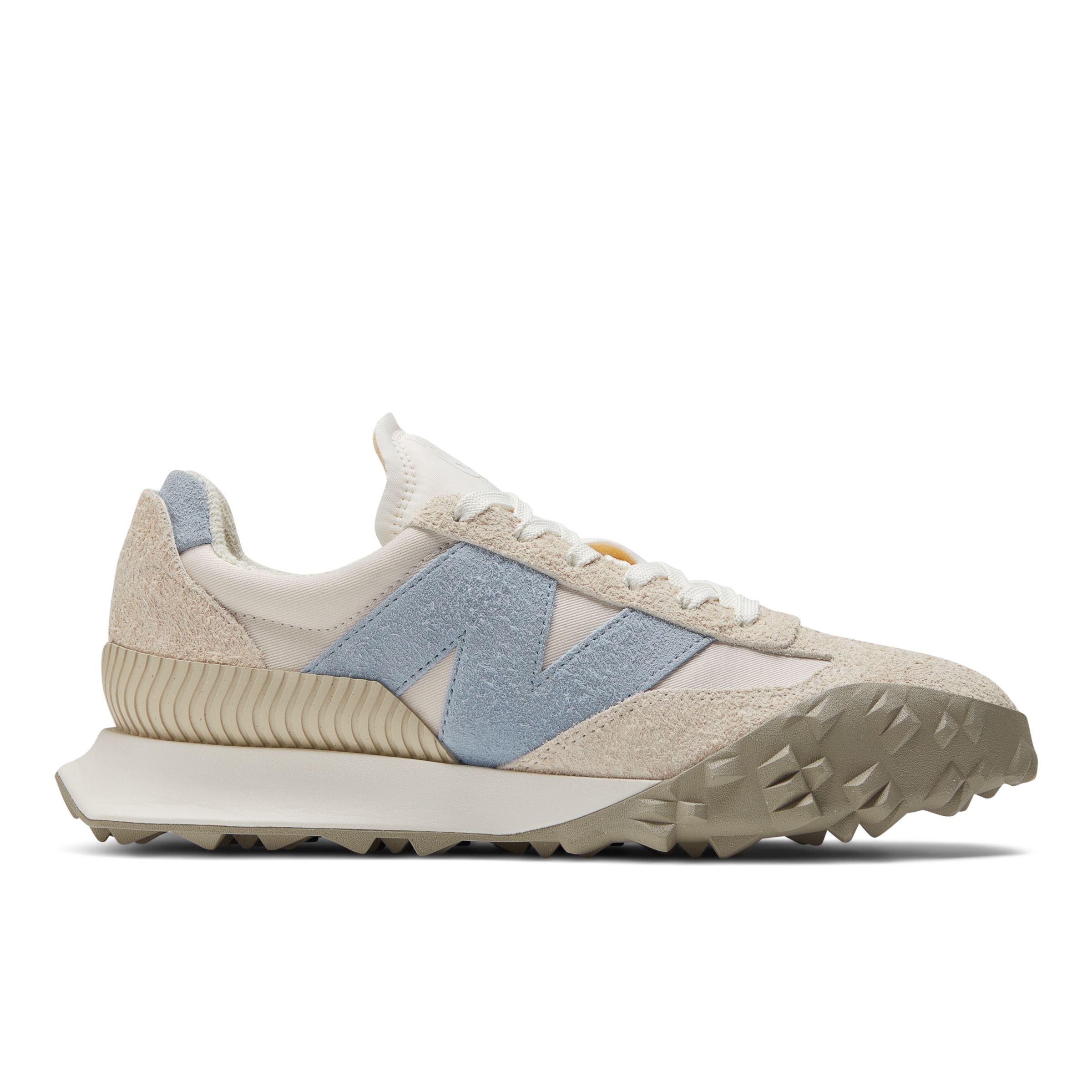 

New Balance Unisexe XC-72 en Blanc/Gris, Suede/Mesh, Taille 44.5 Large