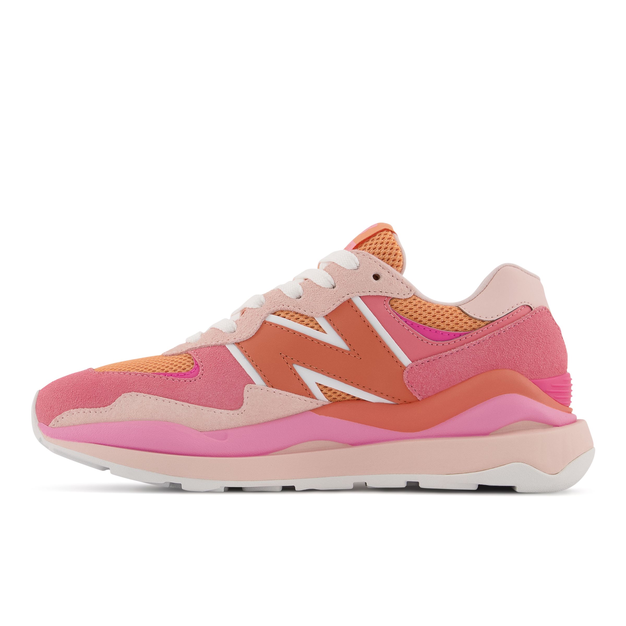 pink new balance tennis shoes