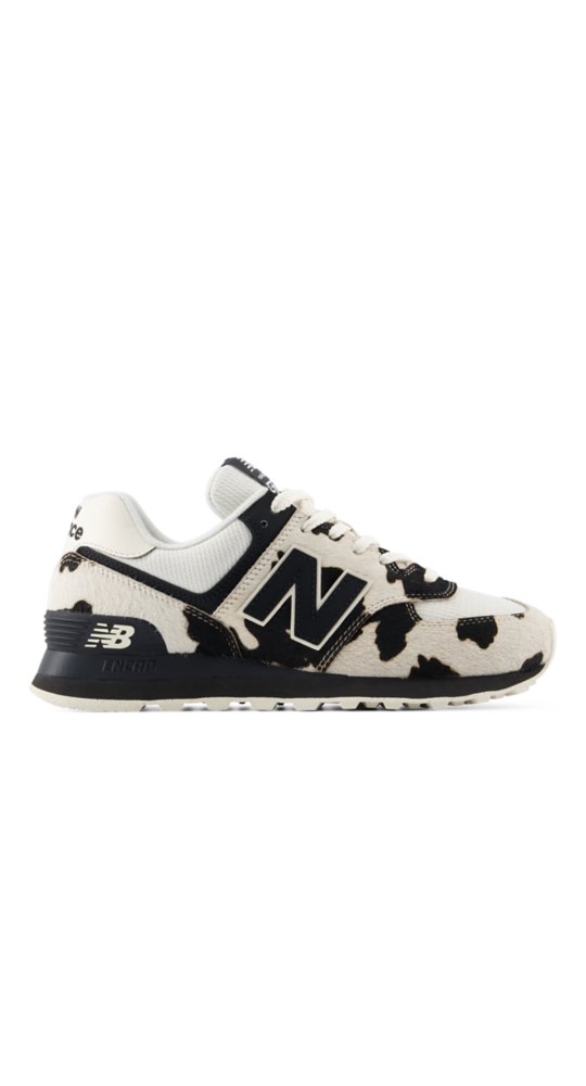 New Balance 574 in Black With Linen
