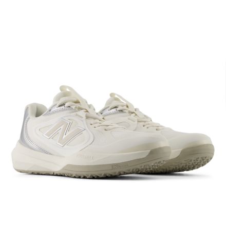 FuelCell 796v5 Padel, SEA SALT with LINEN with SILVER METALLIC, W7966H5