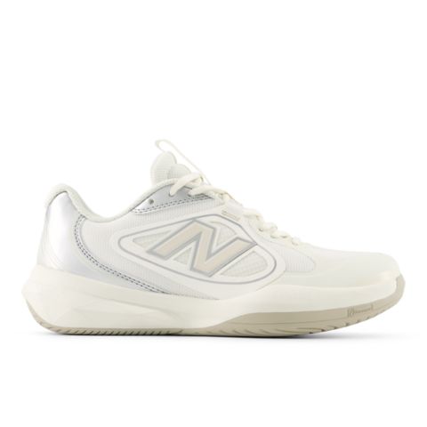 Женские кроссовки New Balance FuelCell 796v5