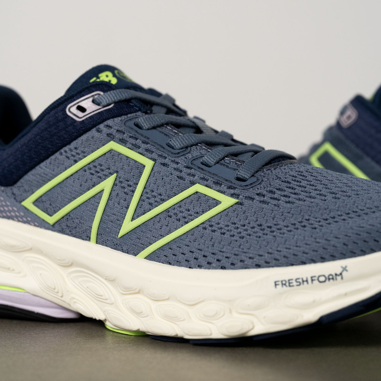 Мужские кроссовки New Balance Fresh Foam X 860v14 — фото 7