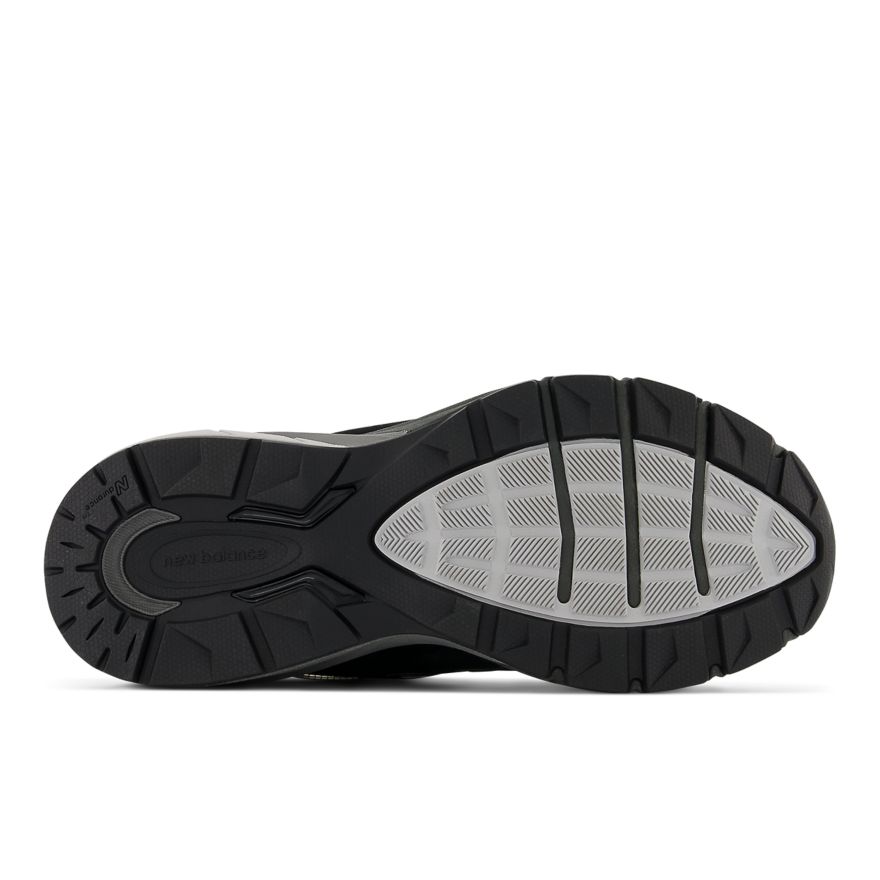 MADE in USA 990v5 Core