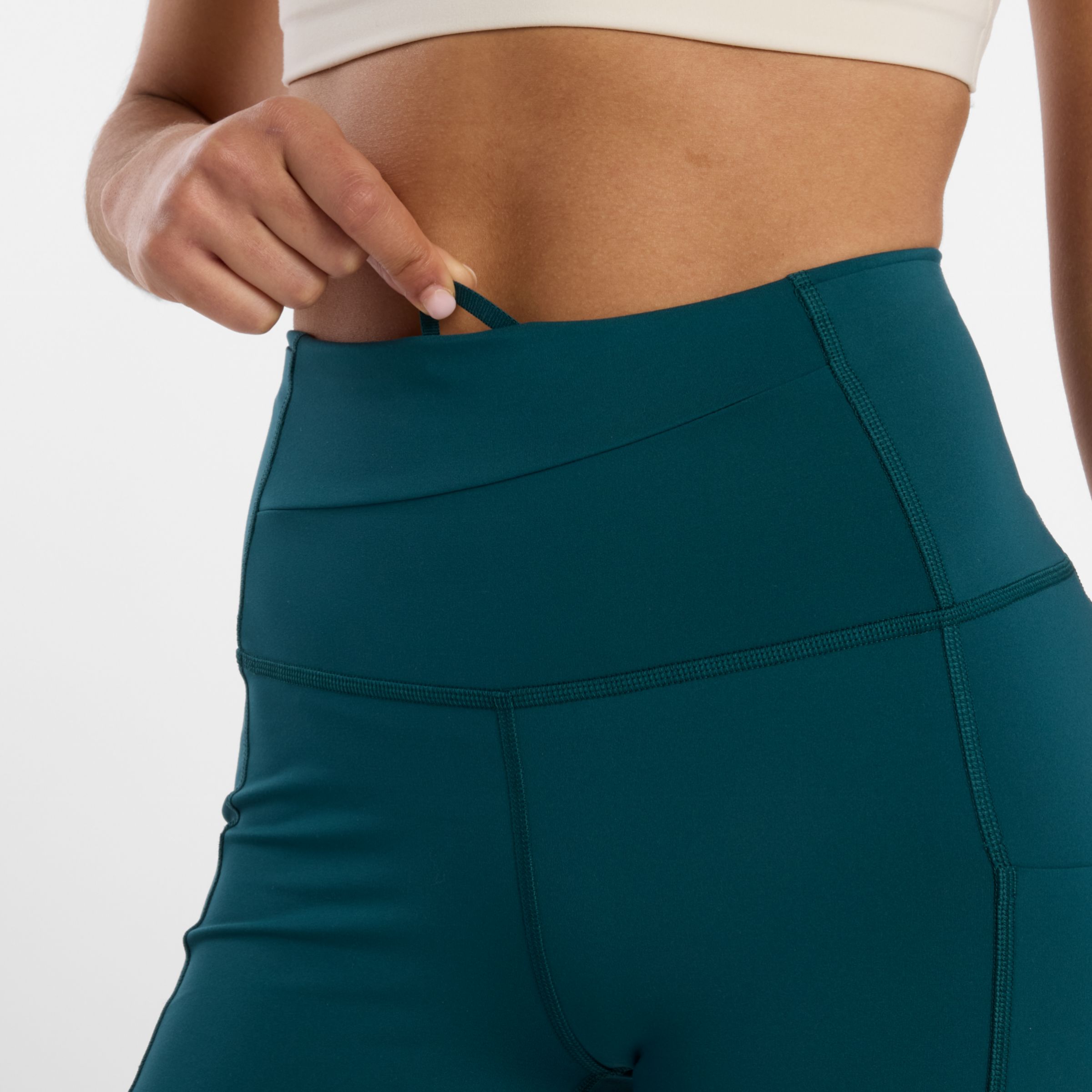 RBC Brooklyn Half NB Sleek Race Storage Short 6"