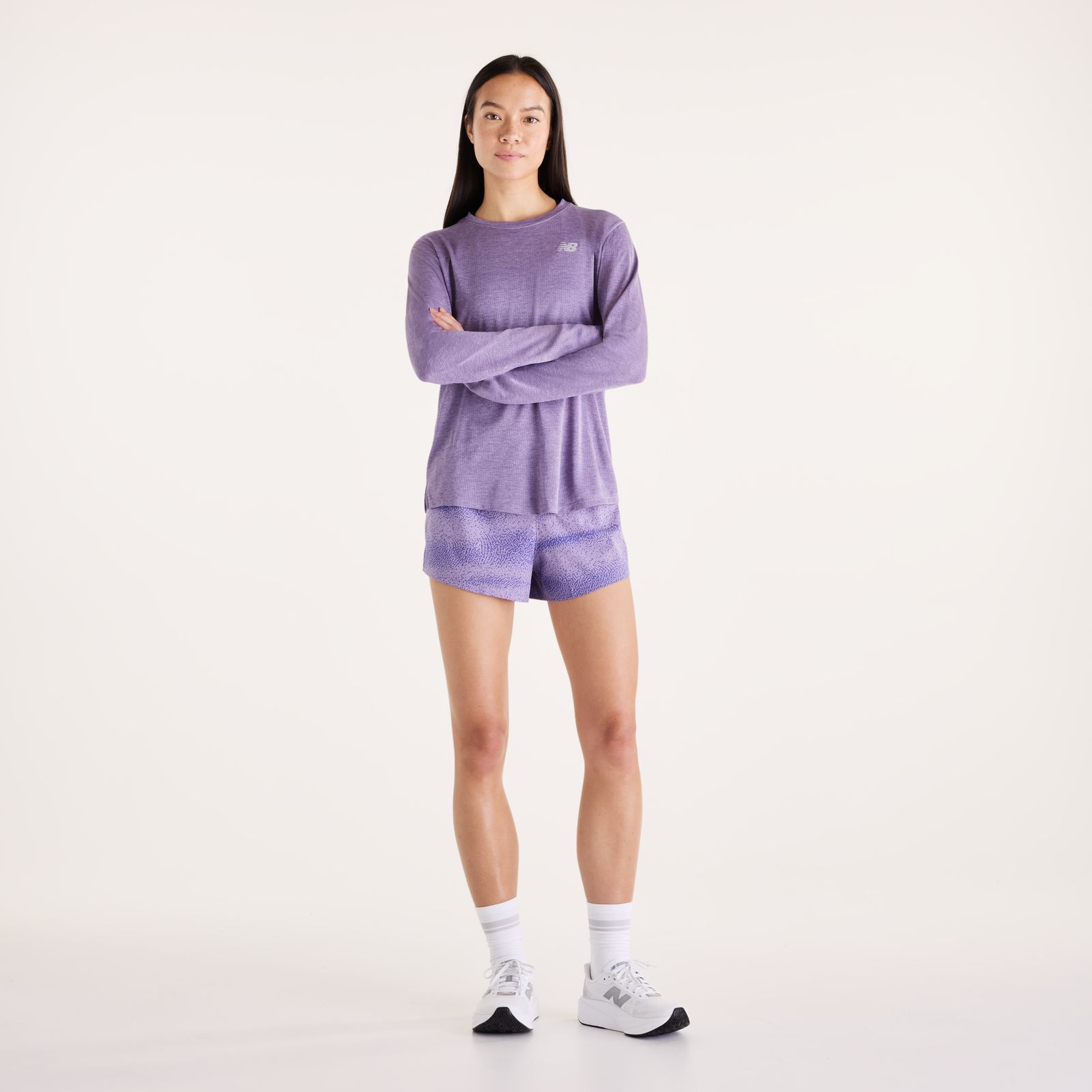 Женские брюки New Balance RC Printed Short 3" — фото 2
