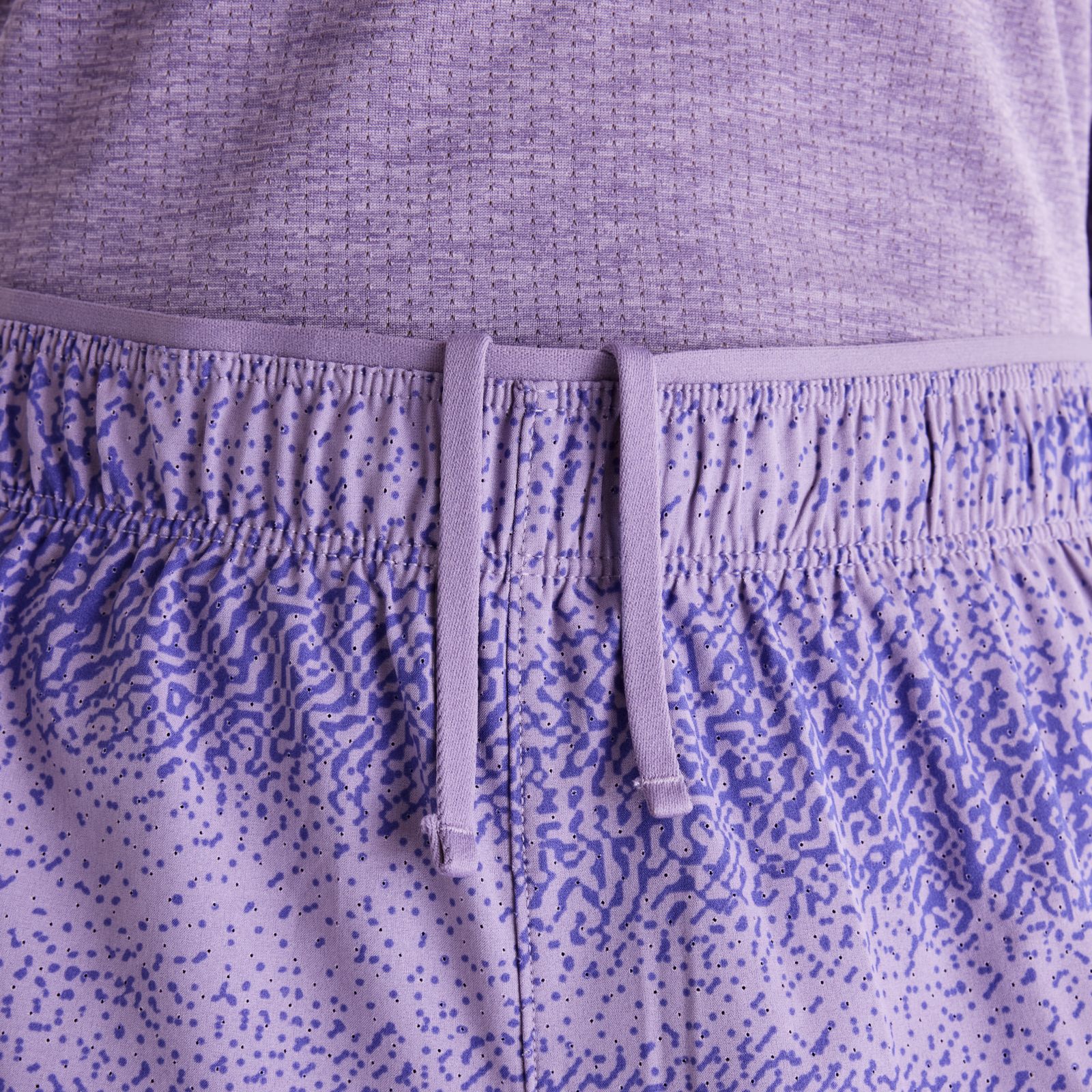 Женские брюки New Balance RC Printed Short 3" — фото 7