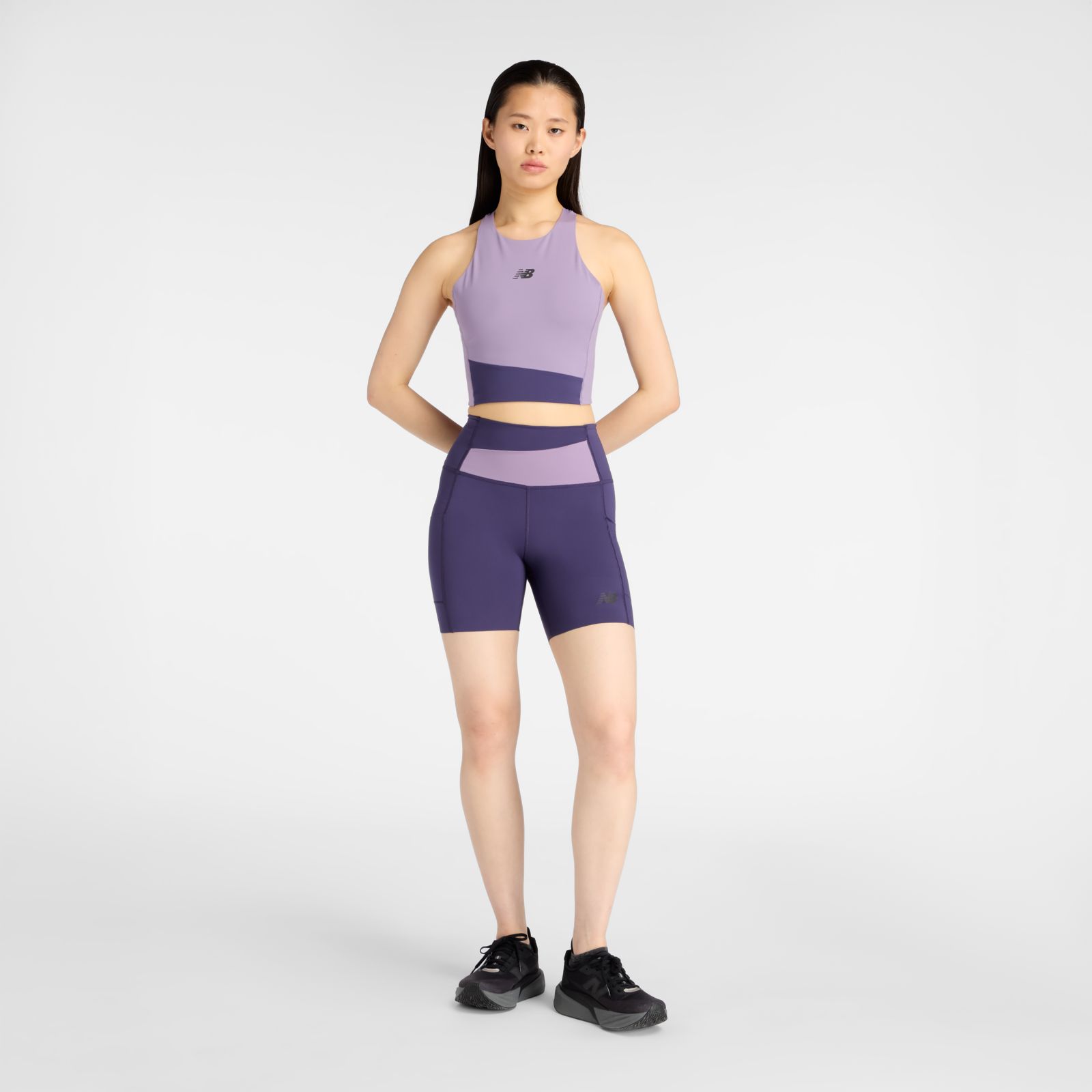 Женские брюки New Balance RC Elite Storage Short 6" — фото 2
