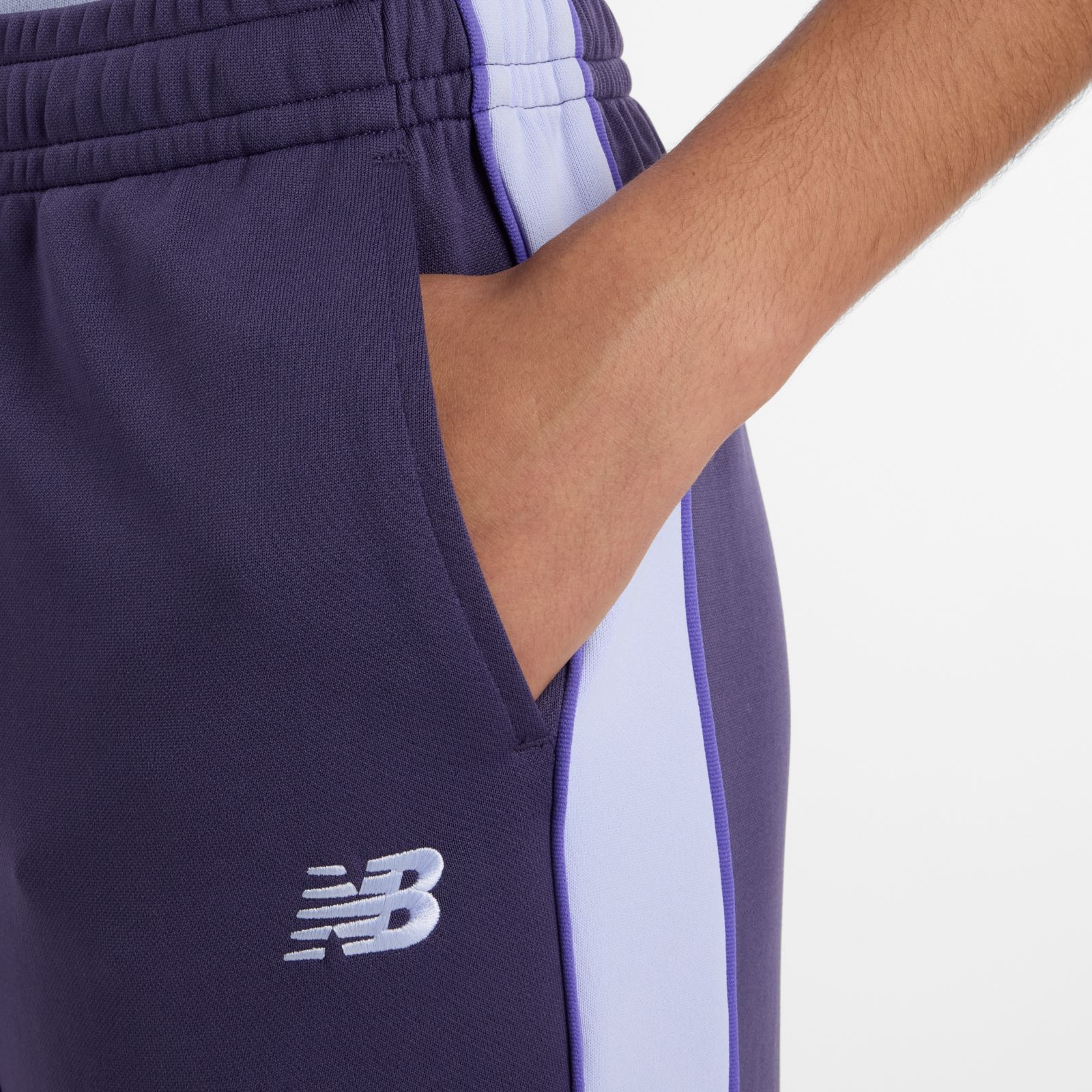 Женские брюки New Balance Interlock Pant — фото 6
