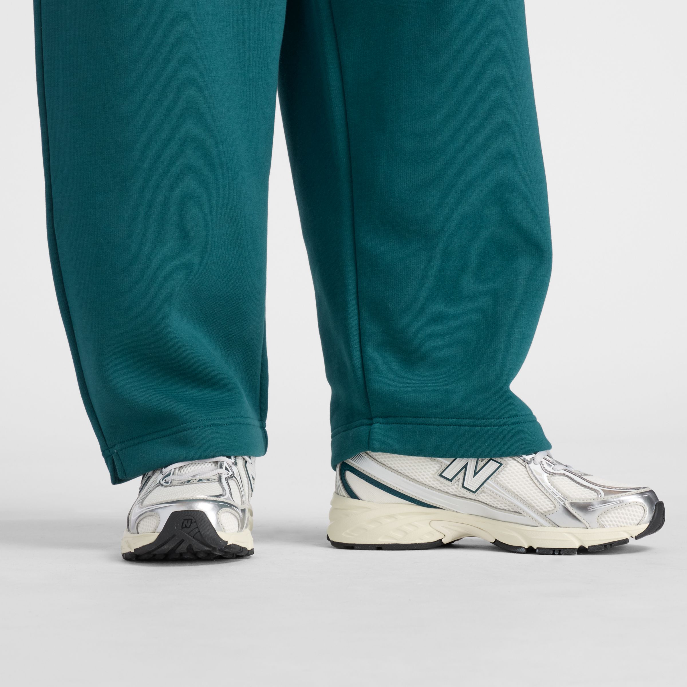 Trackside Fleece Barrel Pant