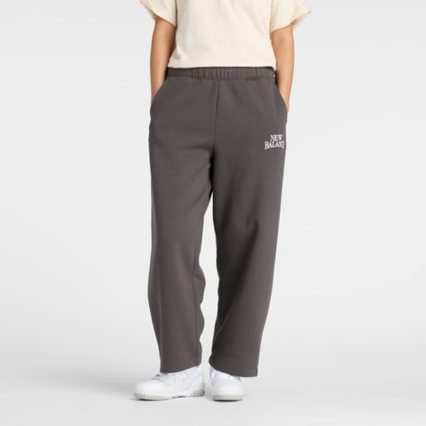 Женские брюки New Balance Trackside Fleece Barrel Pant