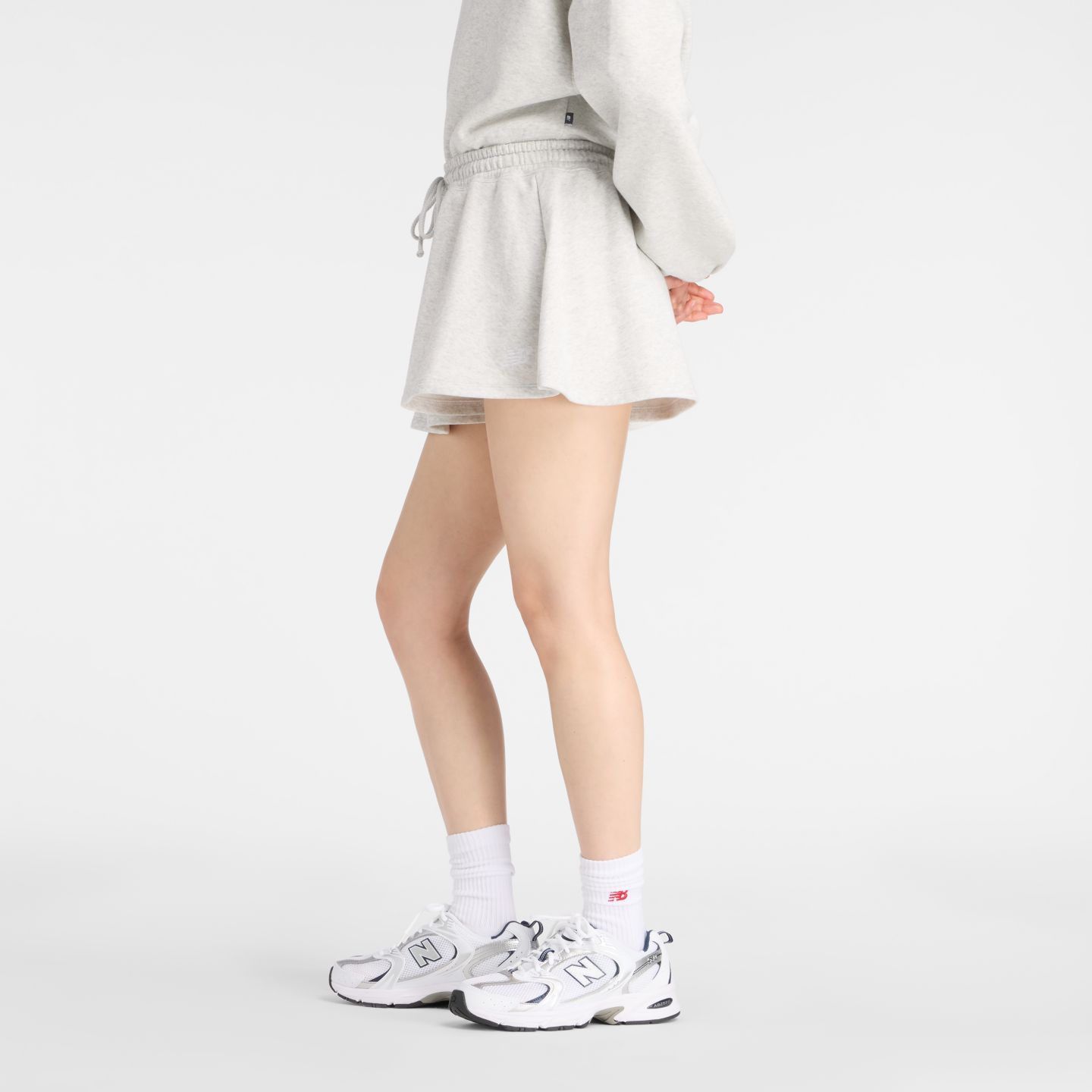 Женские шорты New Balance French Terry Circle Short, цвет: Пепельный меланжевый — фото 4