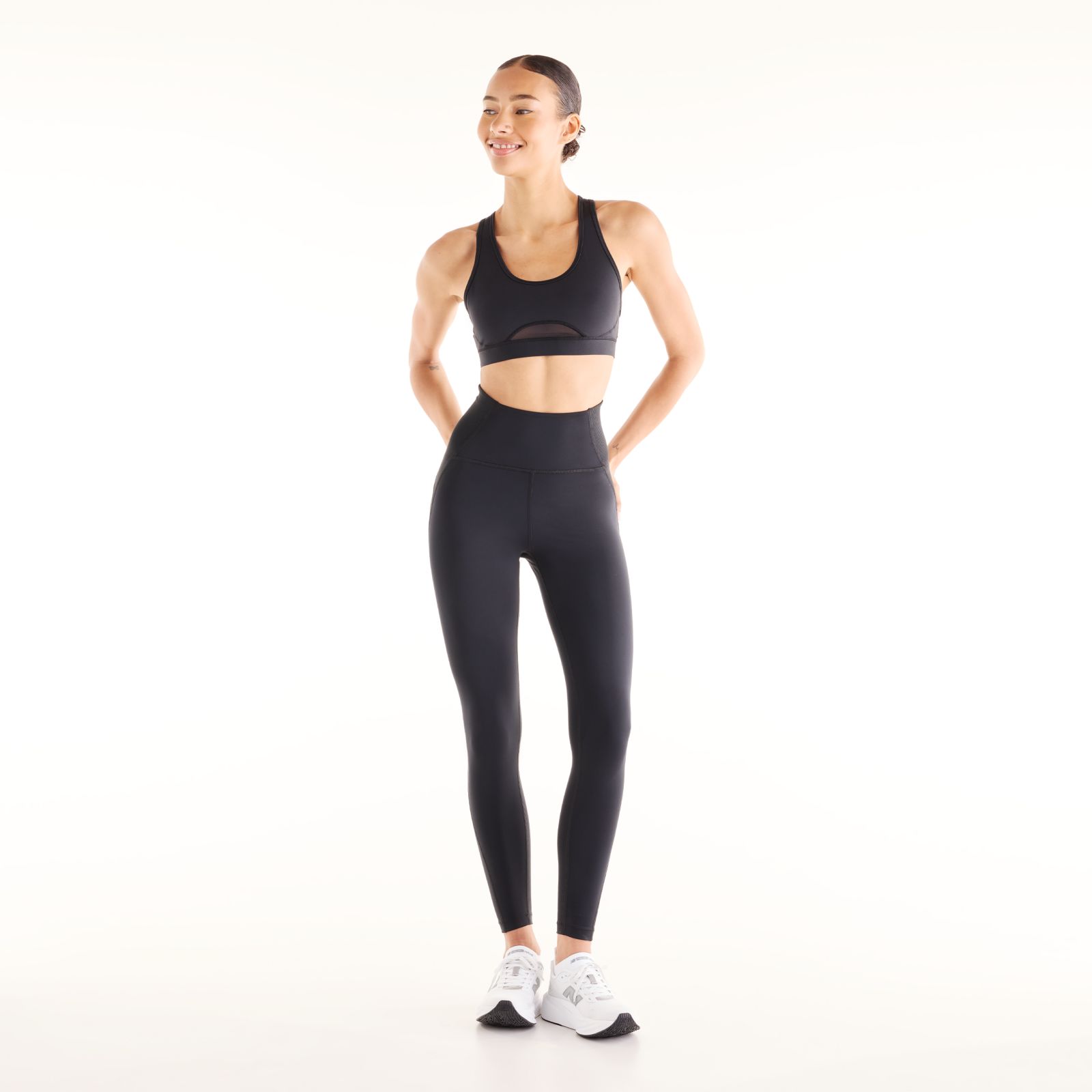 Женские брюки New Balance Klutch Athletics Rib Legging — фото 2