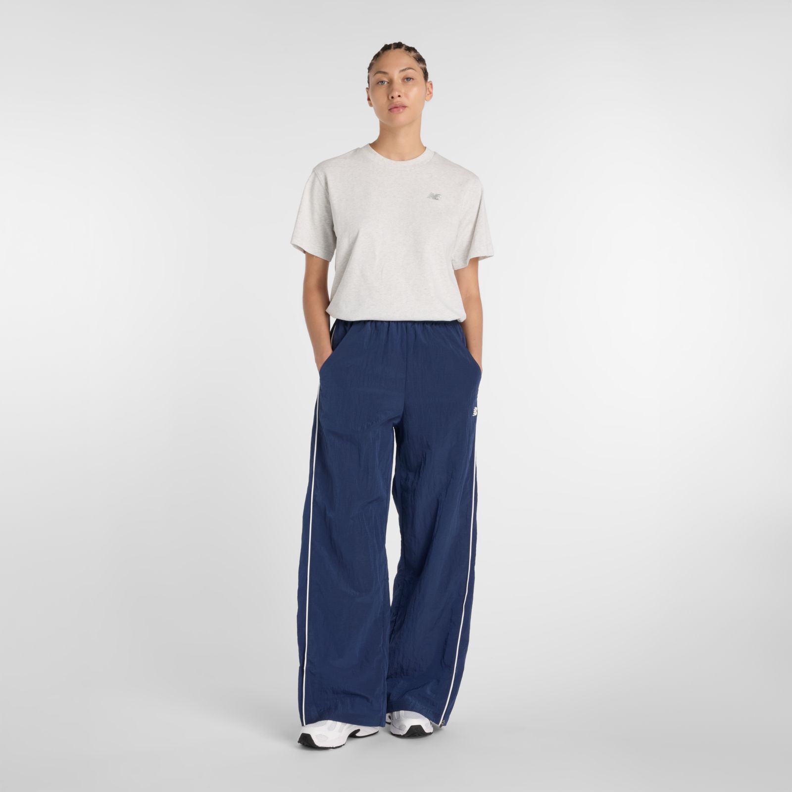 Женские брюки New Balance Sport Legacy Pant — фото 2