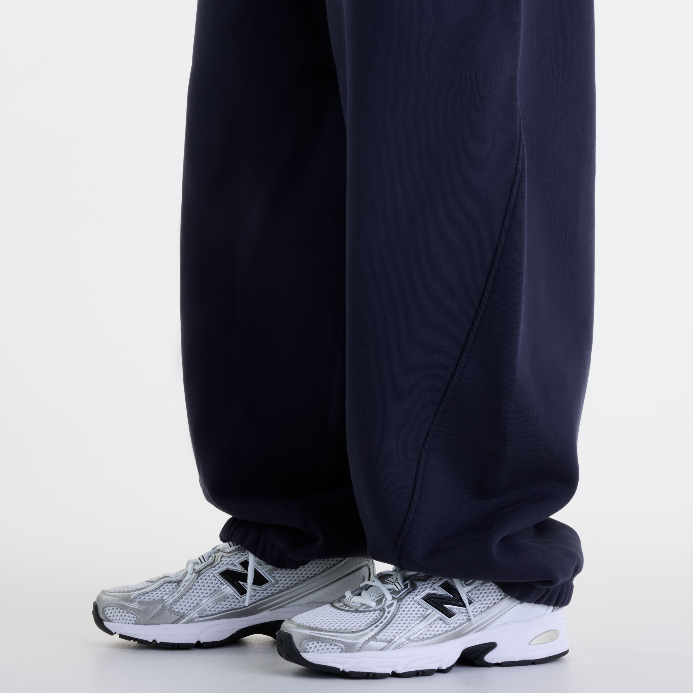 New Balance Athletics Crafted Fleece Pant, WB62L0NLDNT