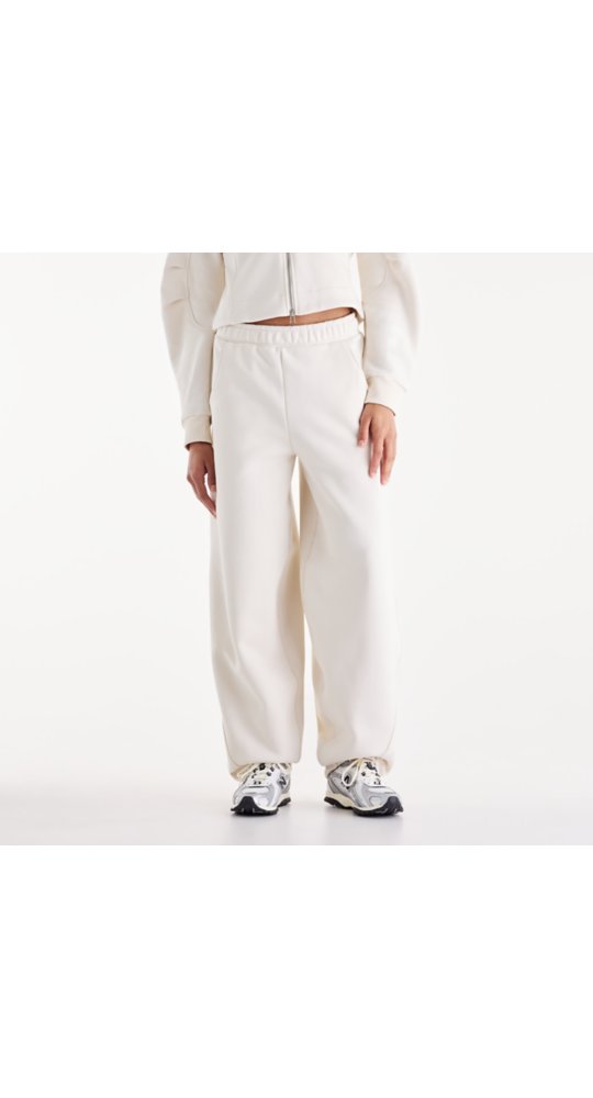 New Balance Athletics Crafted Fleece Pant in Nordic Green