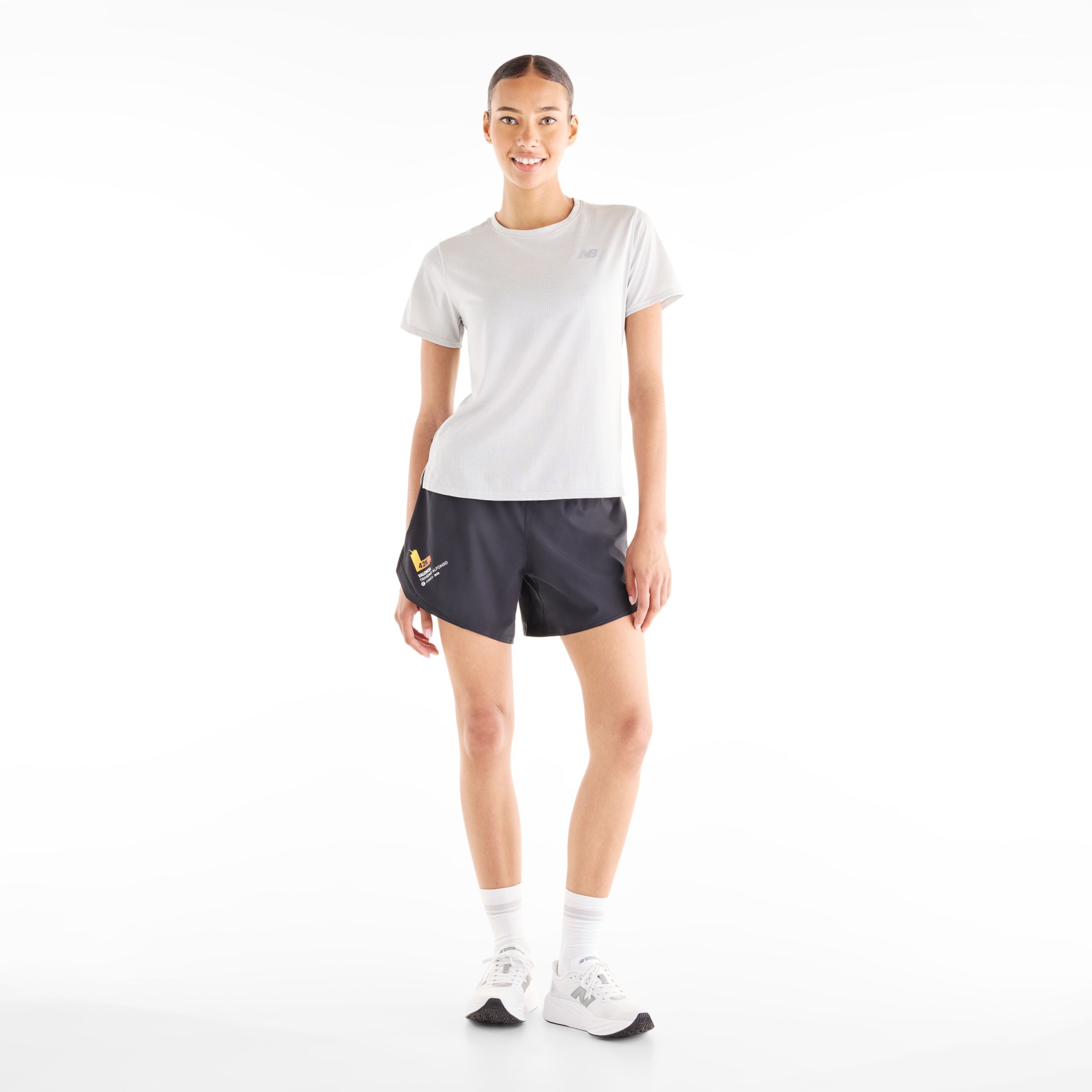 Lola is wearing size S and is 5'8" / 173 cm. Chest: 32" / 81 cm, Waist: 25" / 64 cm, Hips: 35" / 89 cm