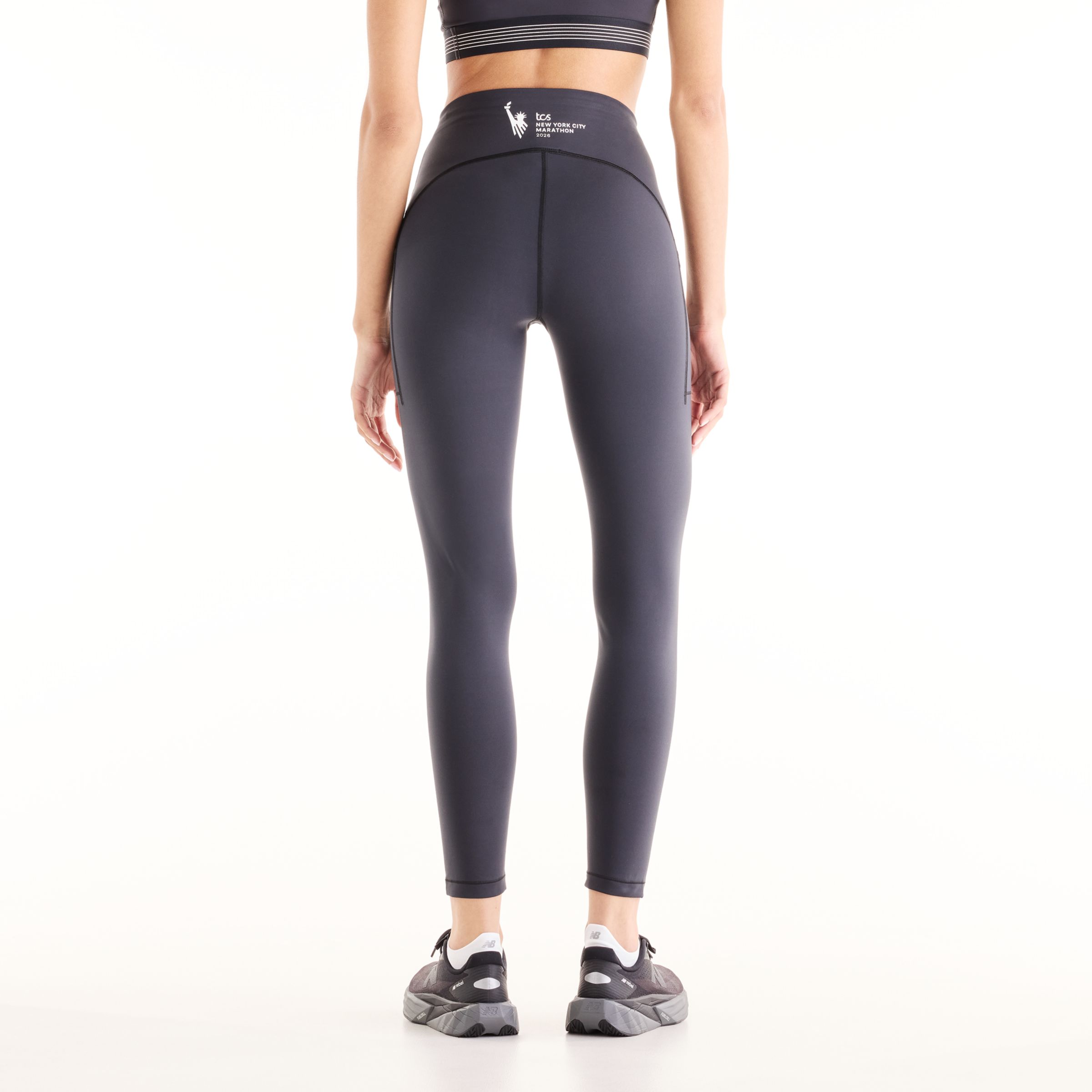 Lola is wearing size S and is 5'8"/172.72cm. Chest: 31.5"/80.01cm, Waist: 25.5"/64.77cm, Hips: 36"/91.44cm