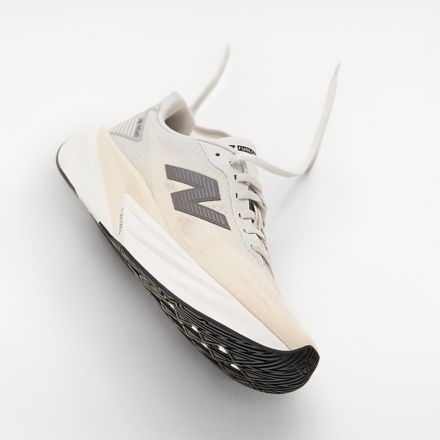 [New Balance] FUELCELL REBEL V5 ☆送料込☆ FuelCell Rebel v5 - New Balance