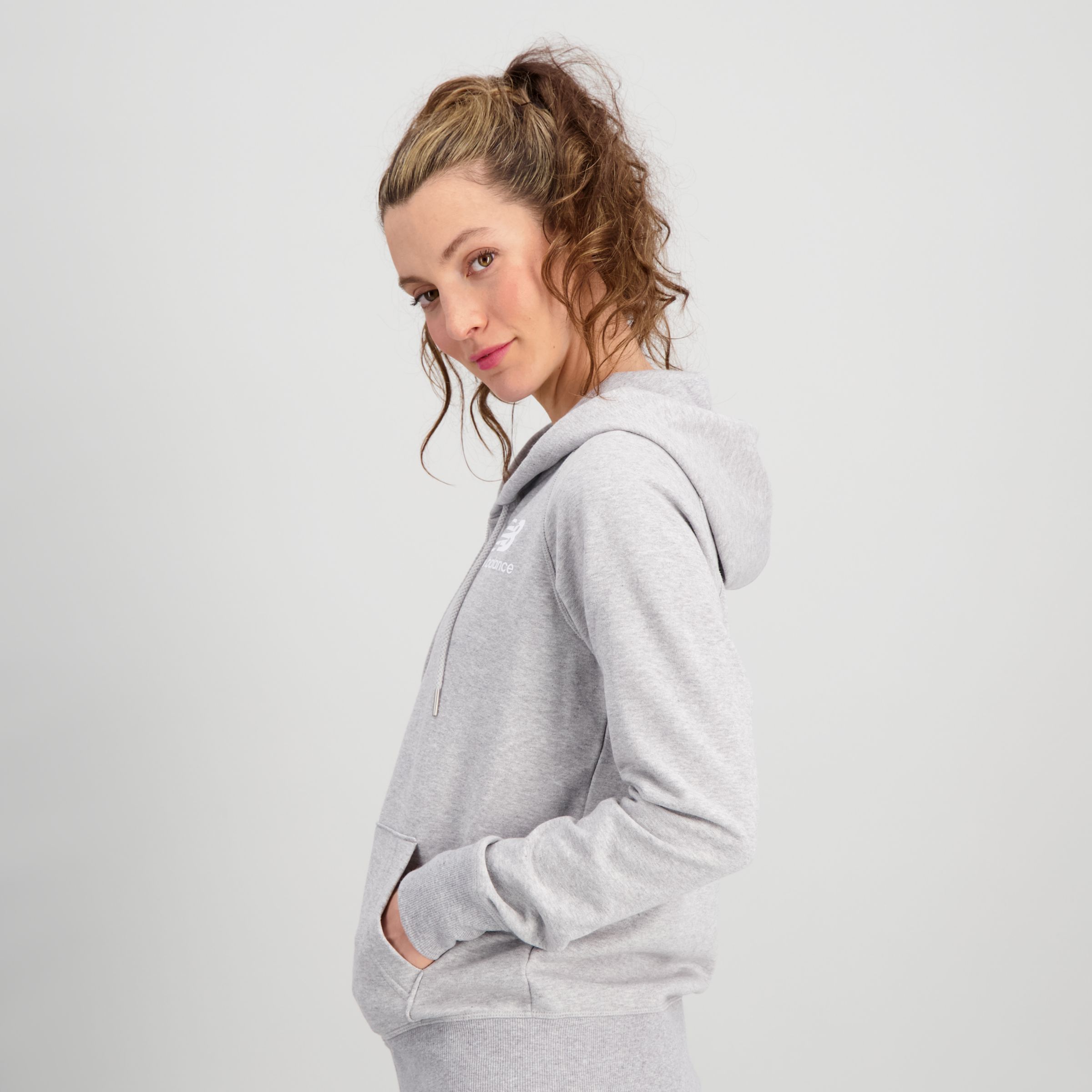 Sweats &agrave; capuche Essentials FZ