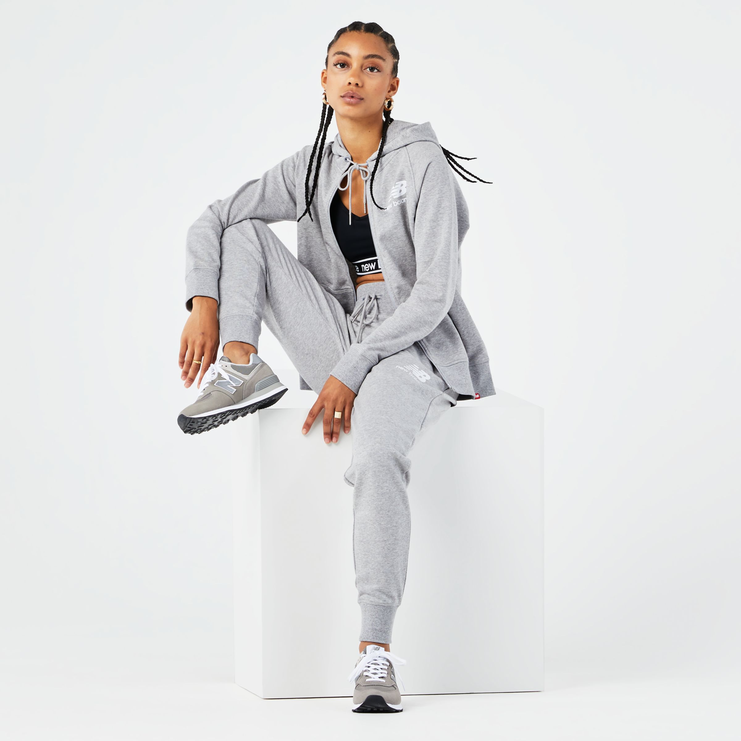 Sweats &agrave; capuche Essentials FZ