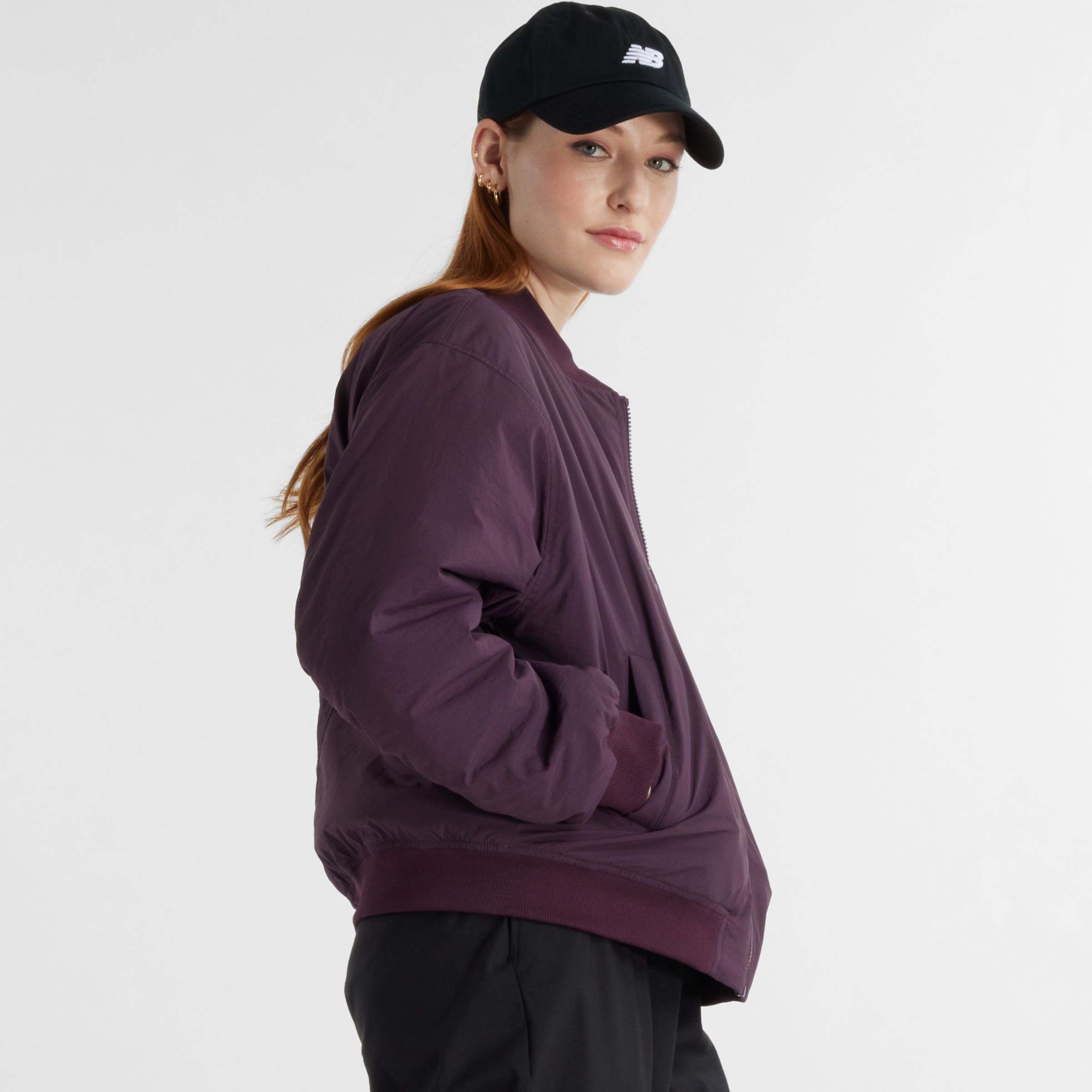 

New Balance Women's Linear Heritage Woven Bomber Jacket Brown - Brown