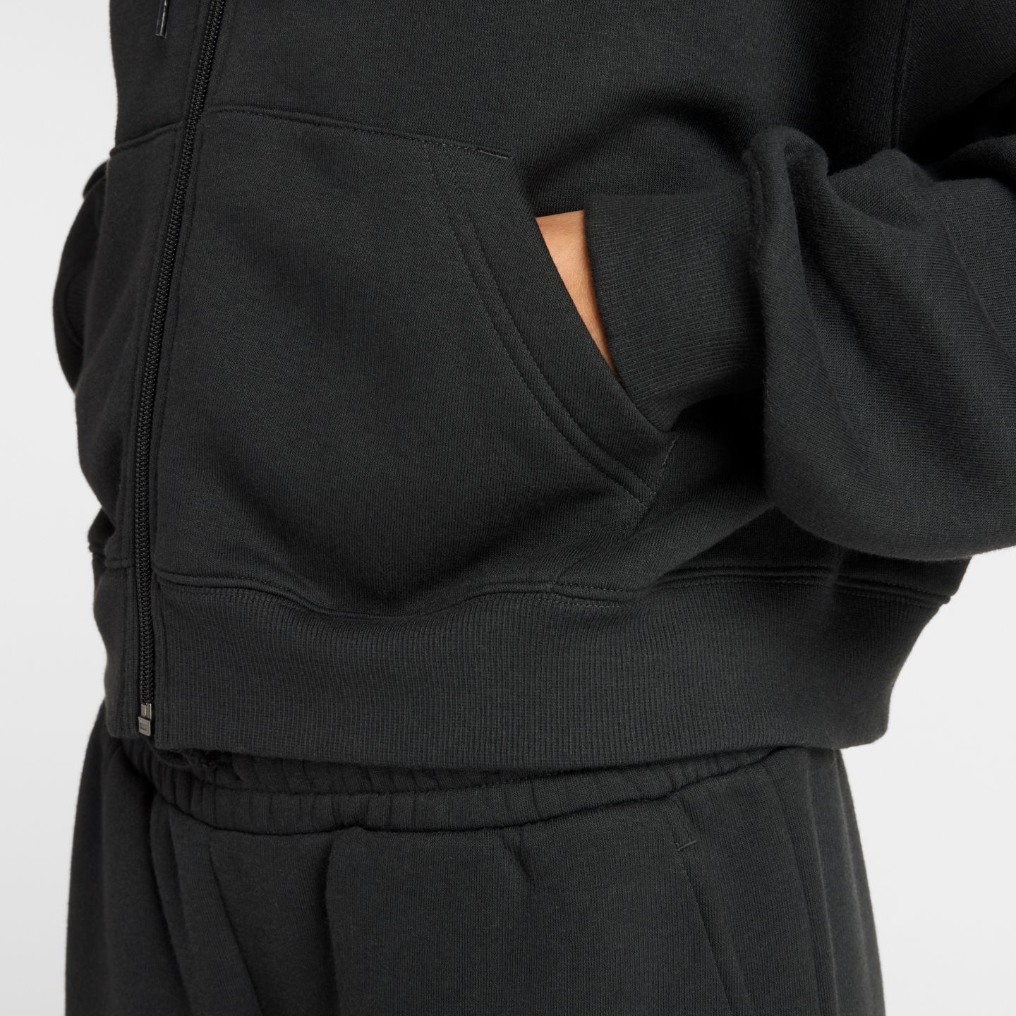 Женское худи New Balance Linear Heritage Fleece Full Zip, цвет: Чёрный — фото 4