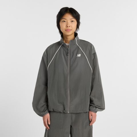 Женская куртка New Balance Sport Legacy, цвет: Тёмно-серый