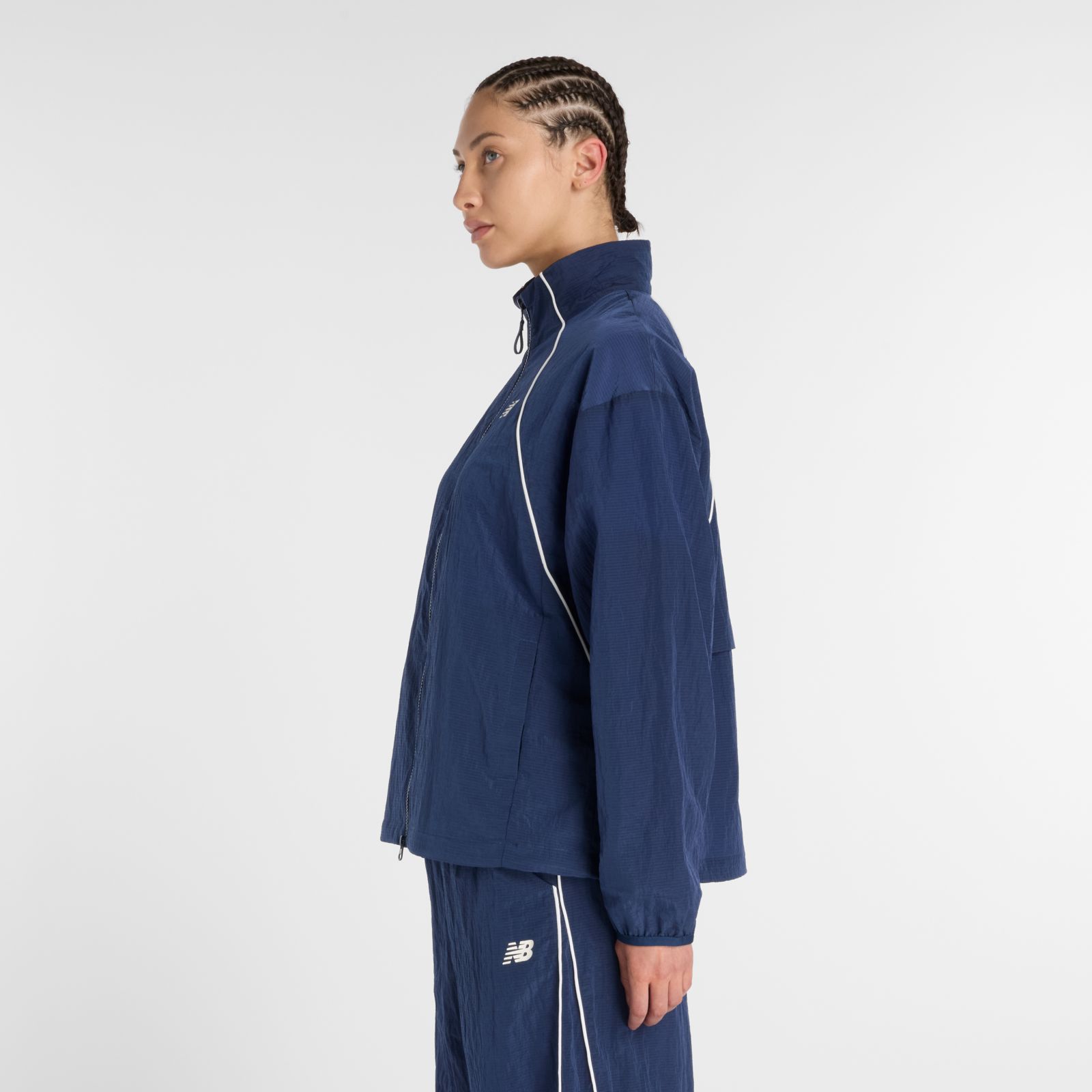 Женские куртки New Balance Sport Legacy Jacket — фото 5