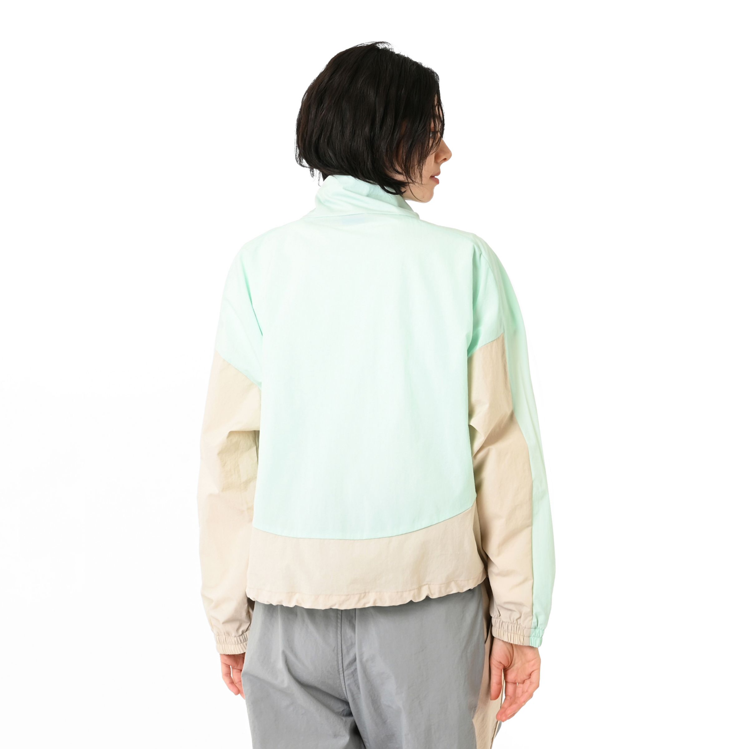 タスランナイロンウーブンジャケット