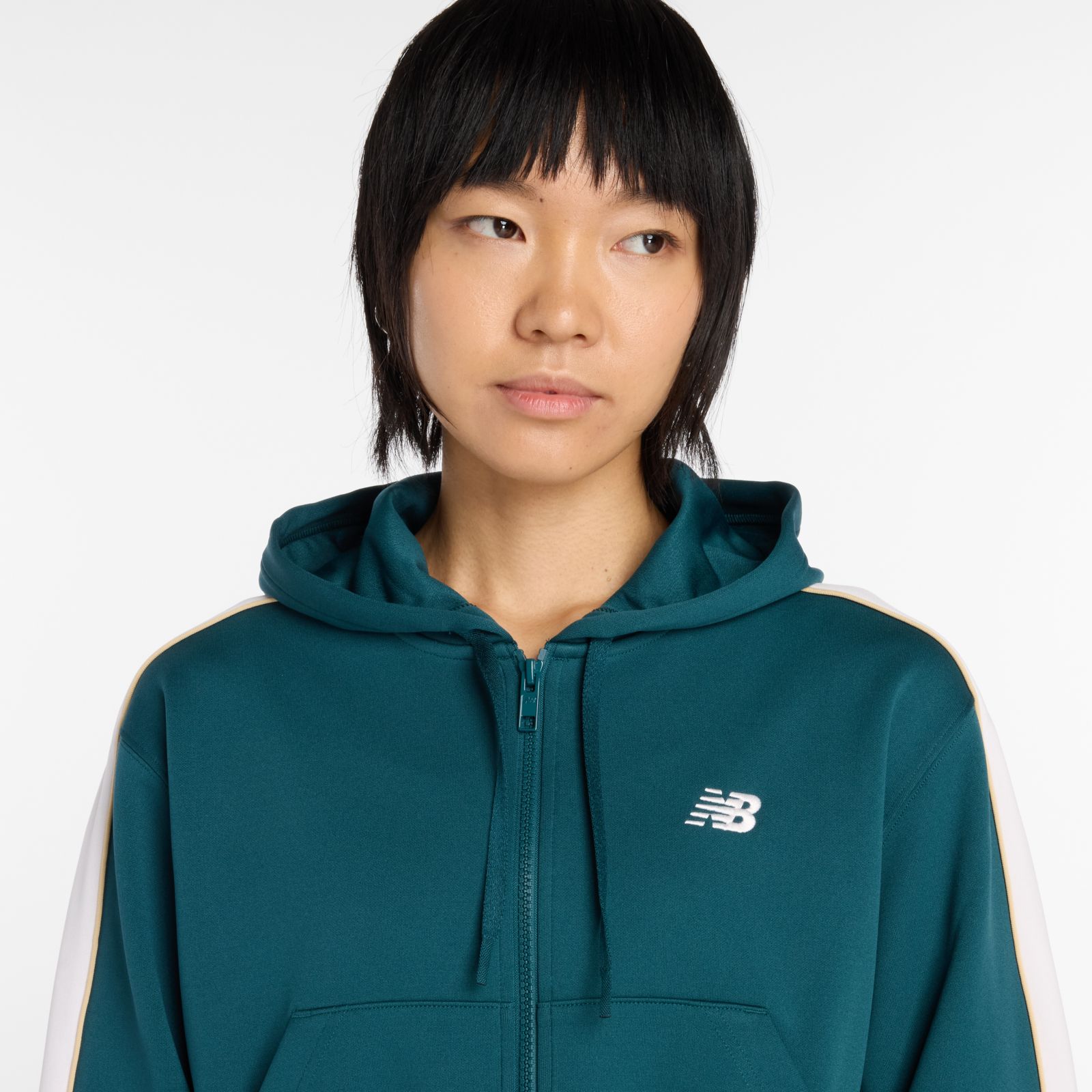 Женские куртки New Balance Interlock Full Zip — фото 3